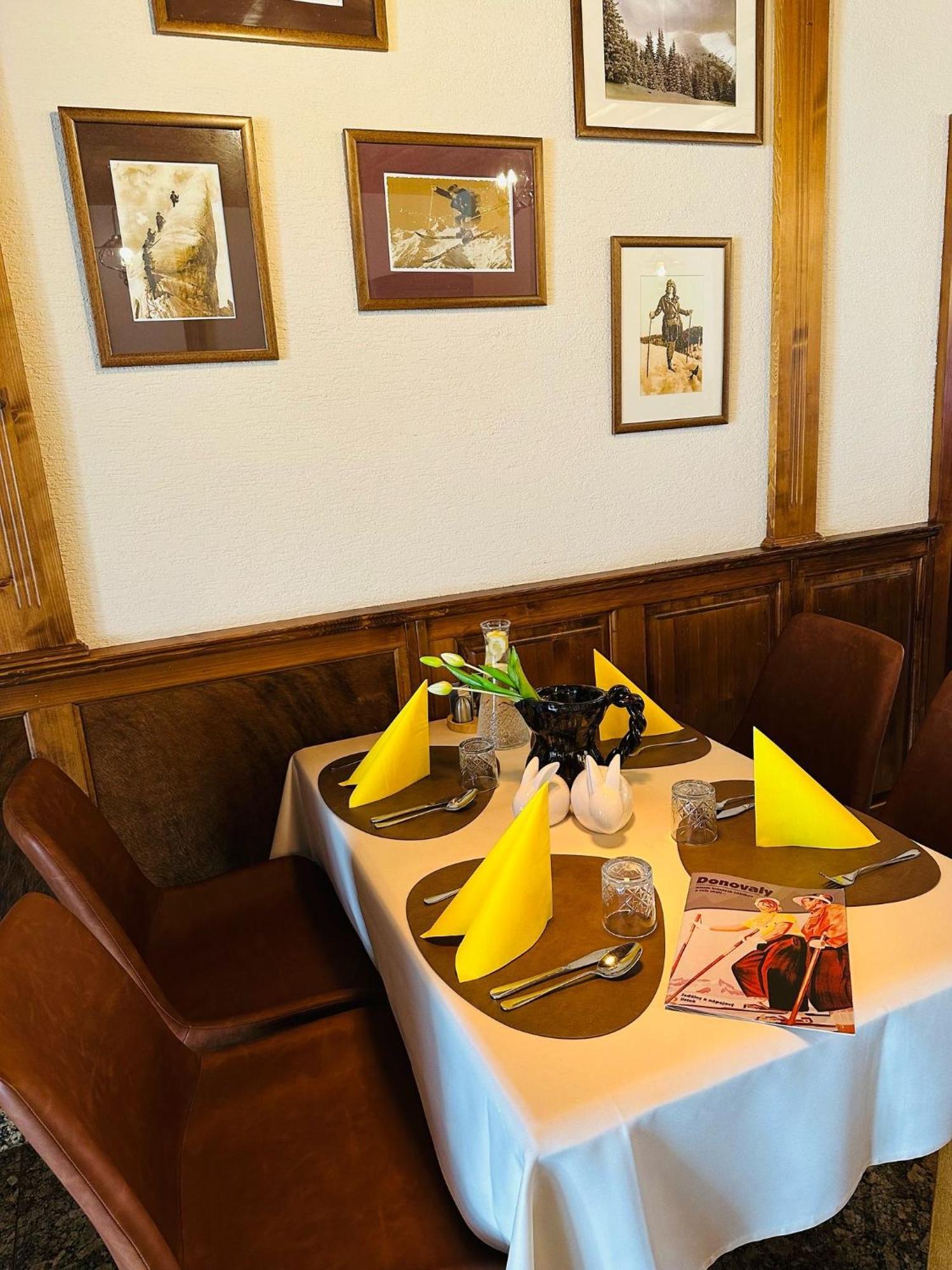 Horsky Hotel Encian Доновали Екстериор снимка